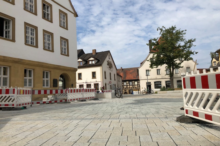 Marktplatz teilweise erreichbar – Durchfahrt Anna-Kapelle bis Lidl-Kreisel frei